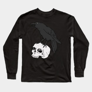 Raven familiar with skull Long Sleeve T-Shirt